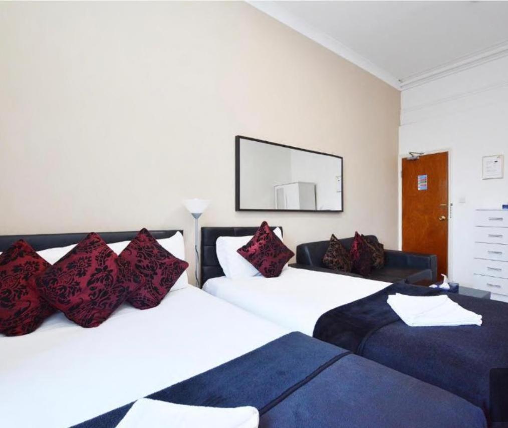 Cavali Hotel London Bagian luar foto