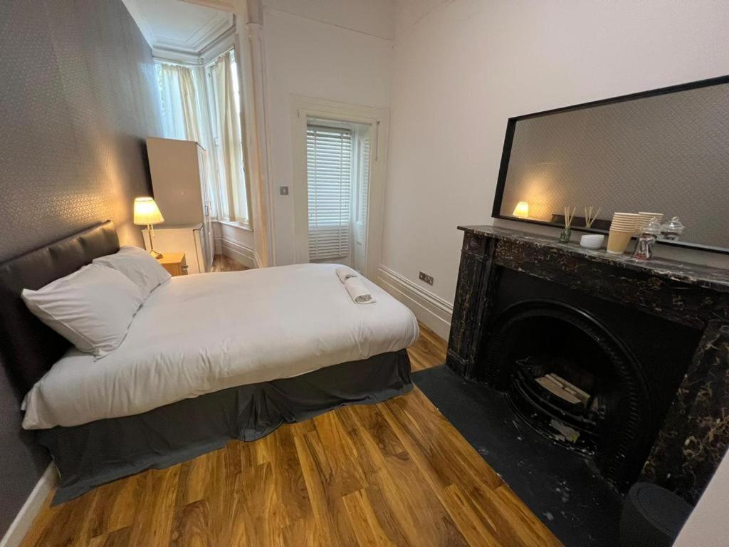 Cavali Hotel London Bagian luar foto