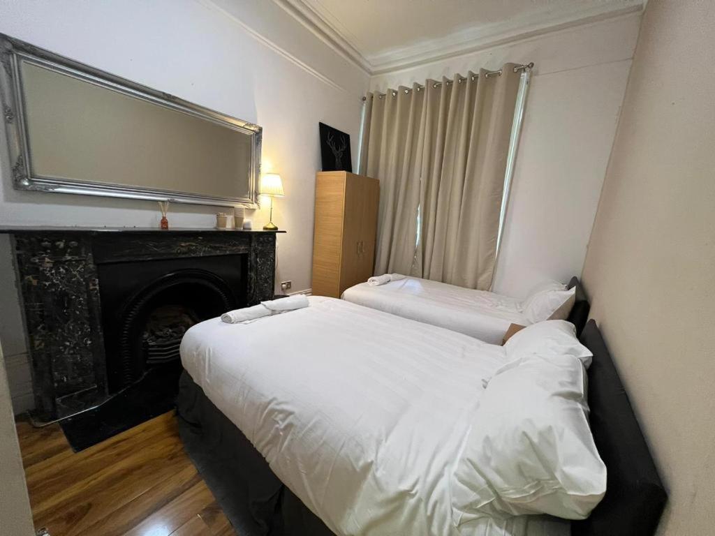 Cavali Hotel London Bagian luar foto